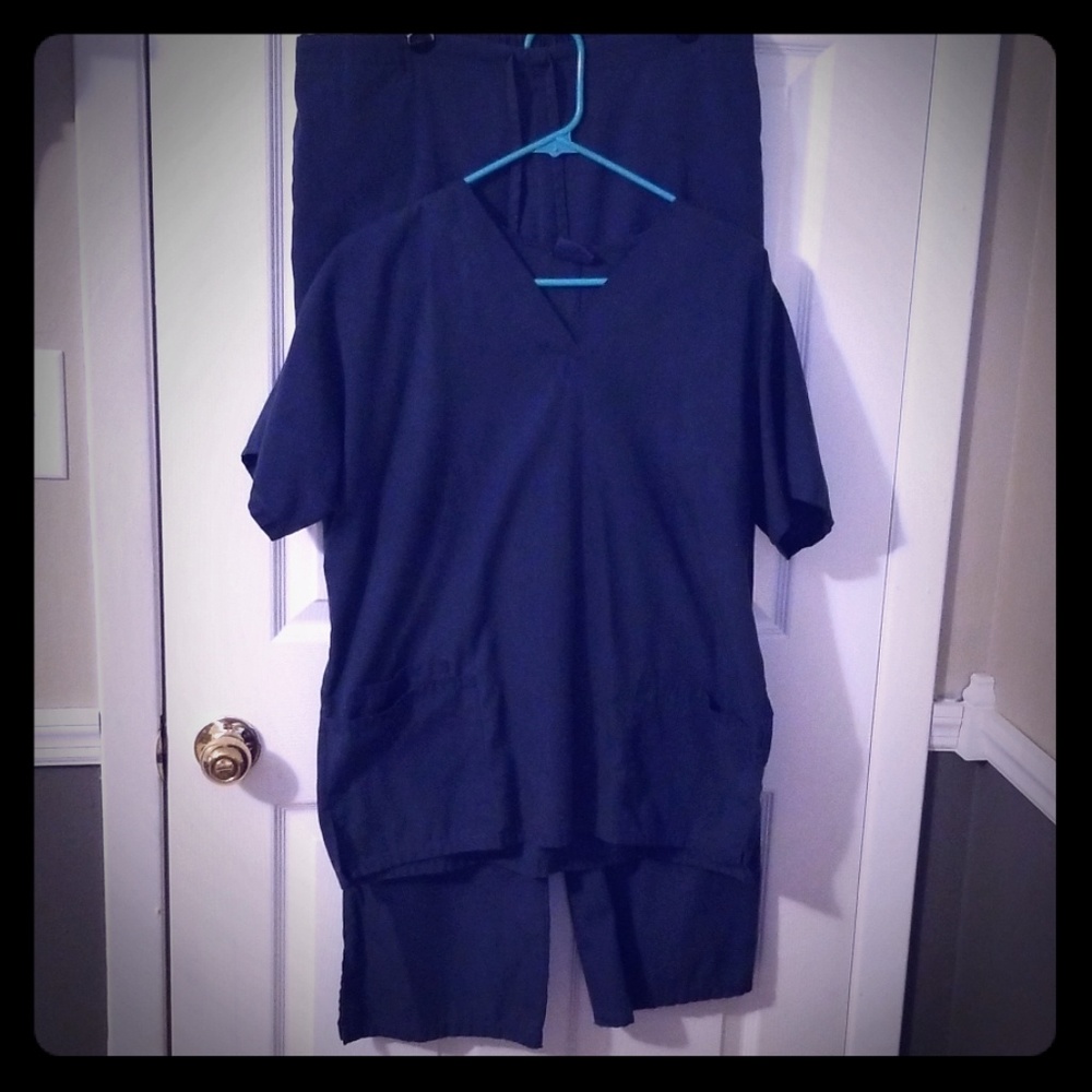 Cherokee Scrub Set